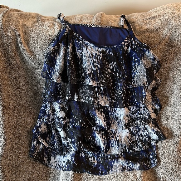 Pennington Layered Tank - Picture 1 of 3